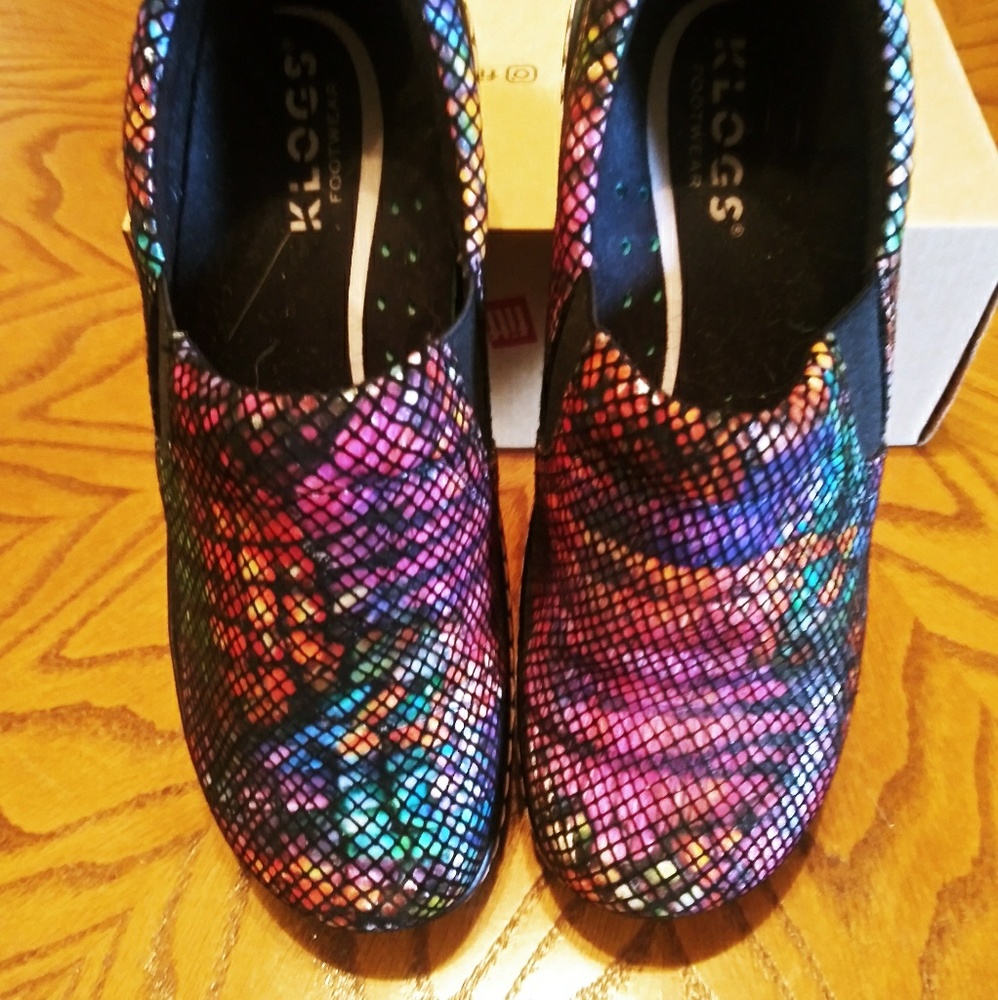 Klogs brand leather nursings shoe